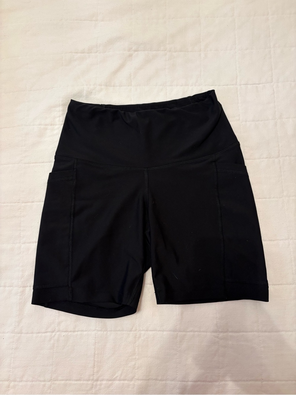 High-Waist Black Women's Biker Shorts with Side Pockets